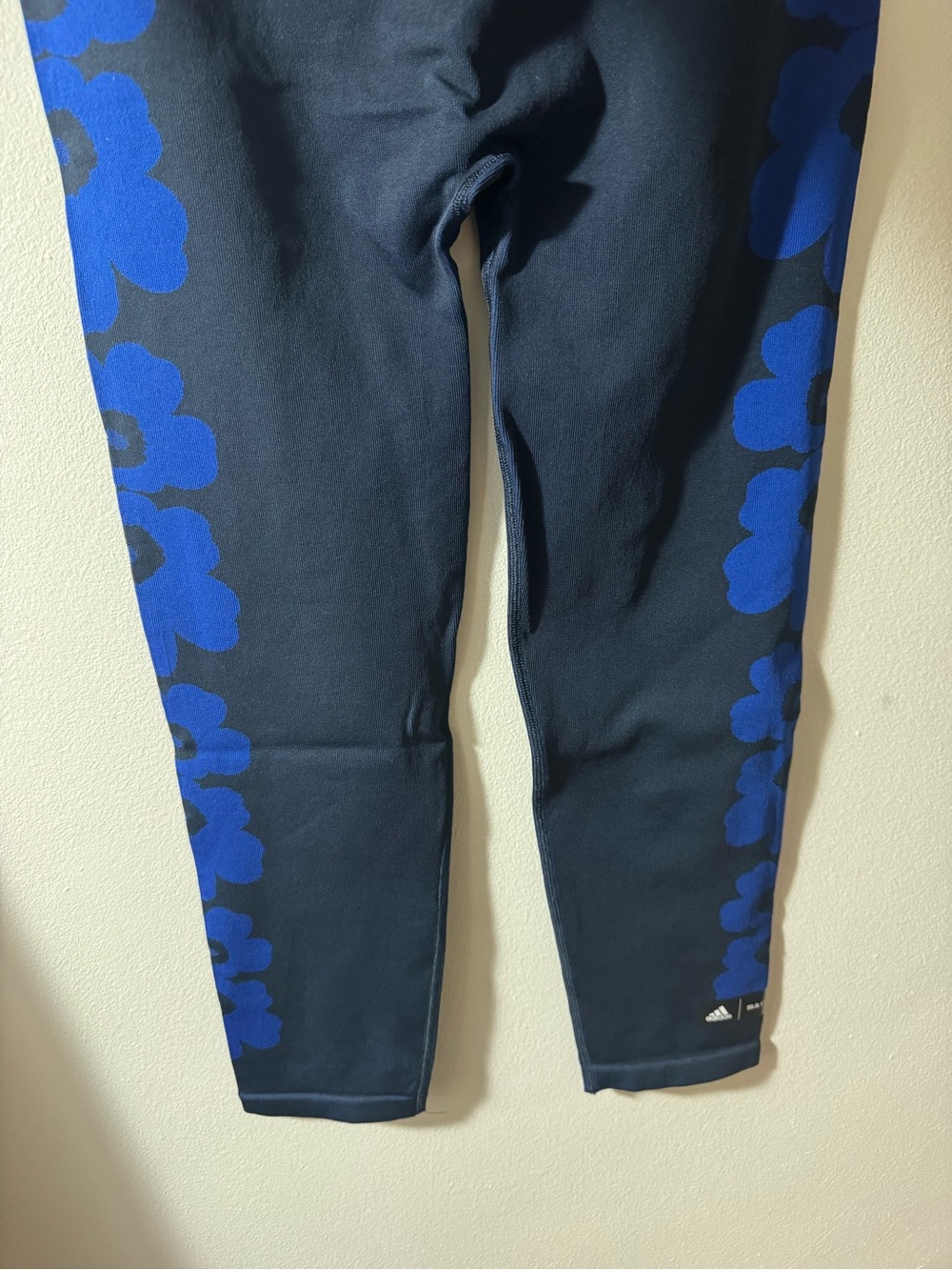 NWT ADIDAS Marimekko  Navy Floral High-Waist Leggings - Picture 7 of 12